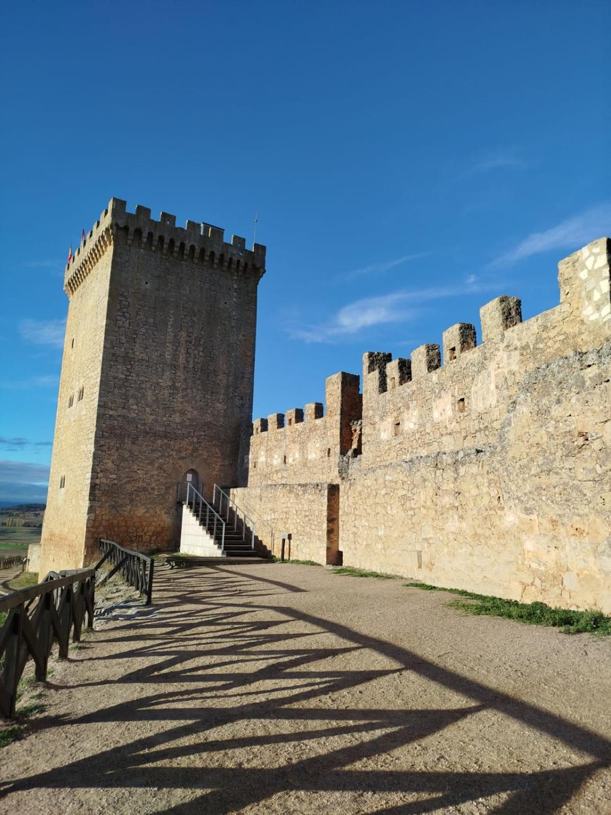 Loft La Buena Vida Apartment Penaranda de Duero Luaran gambar